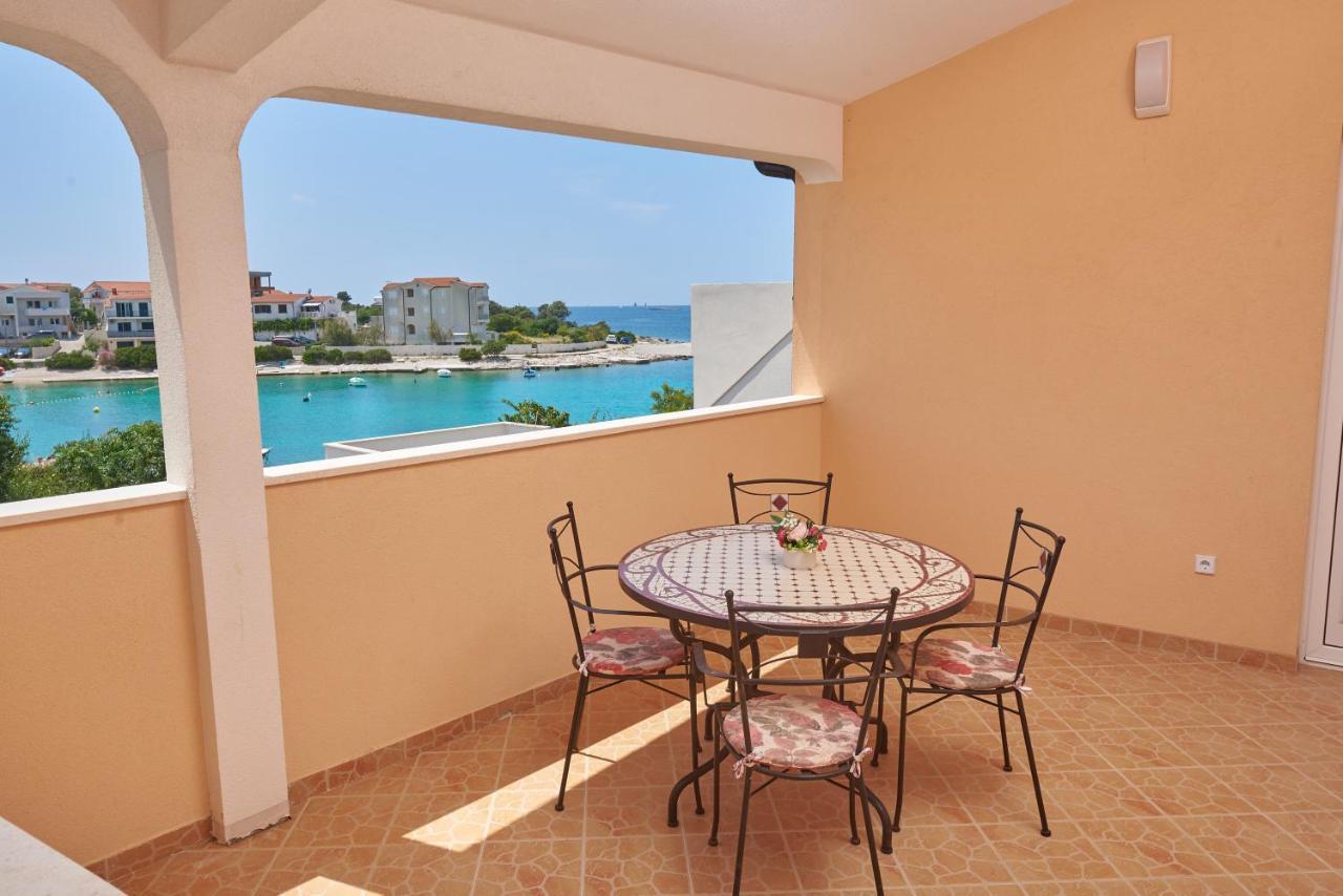 Apartments Lumi Rogoznica  Kültér fotó
