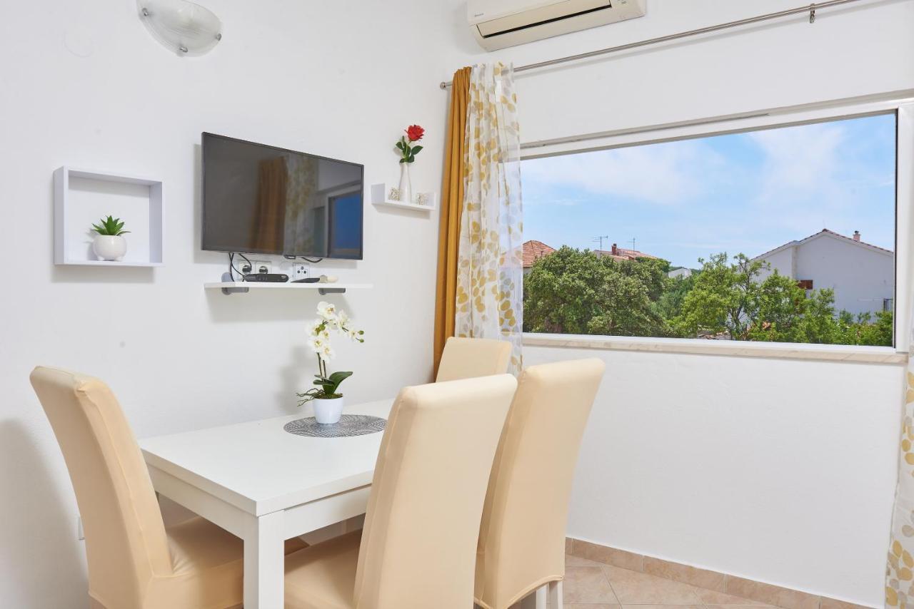 Apartments Lumi Rogoznica  Kültér fotó